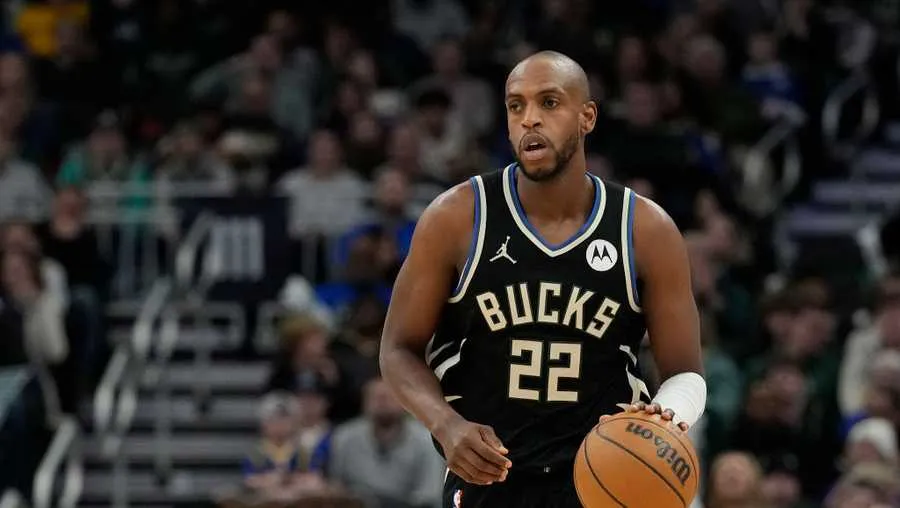 Doc Rivers provides newest update on Khris Middleton's injury status
